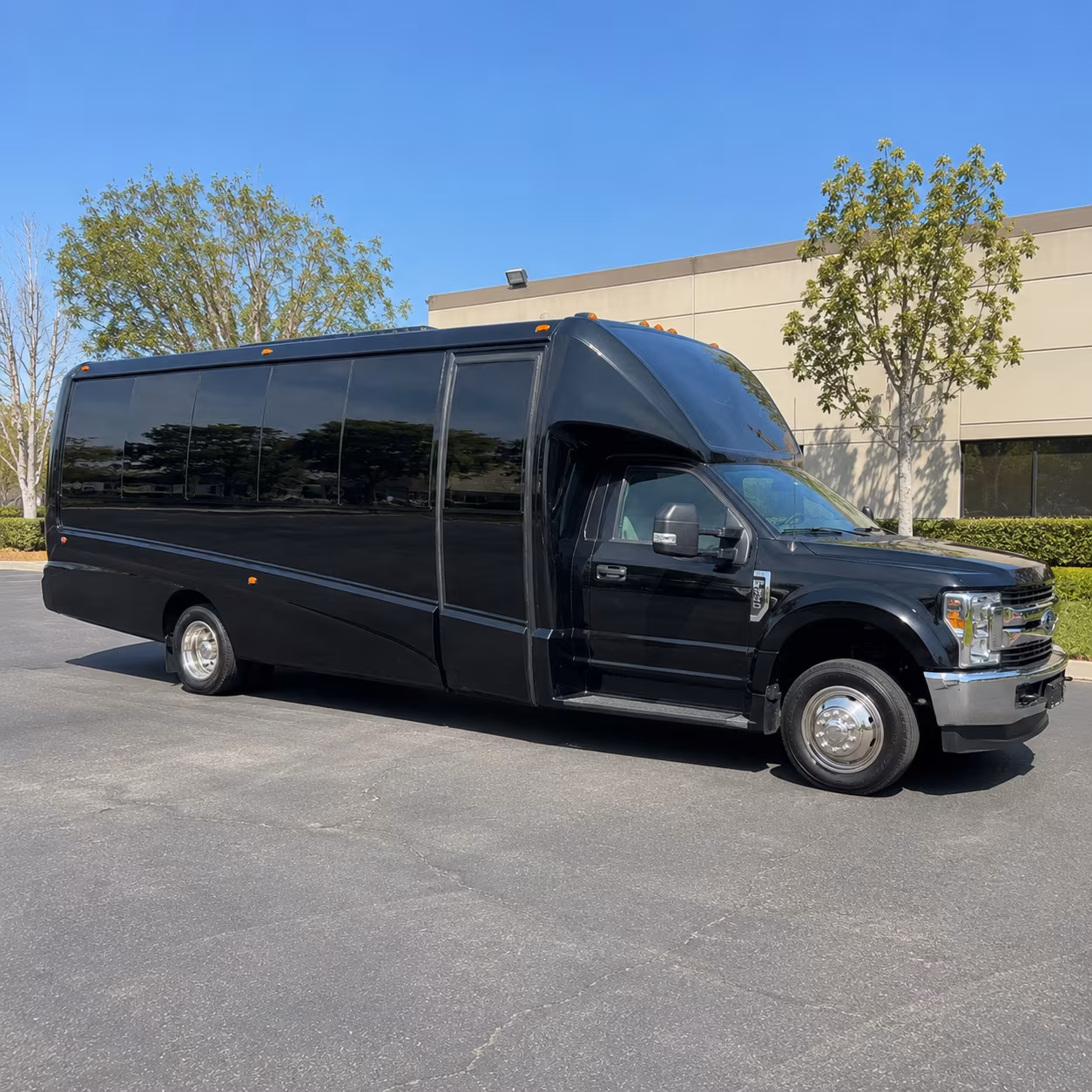 aurora party buses for prom night at the gaylord rockies and beyond